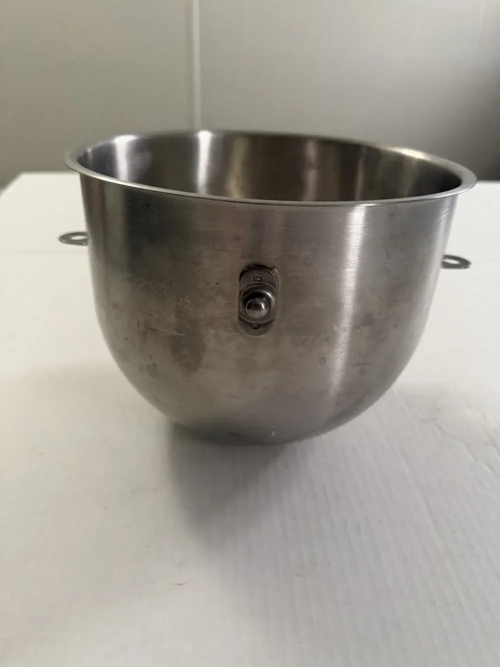 Lot Of 4 Unbranded 5 Quart Stainless Kitchen Aid Style Mixing Bowls